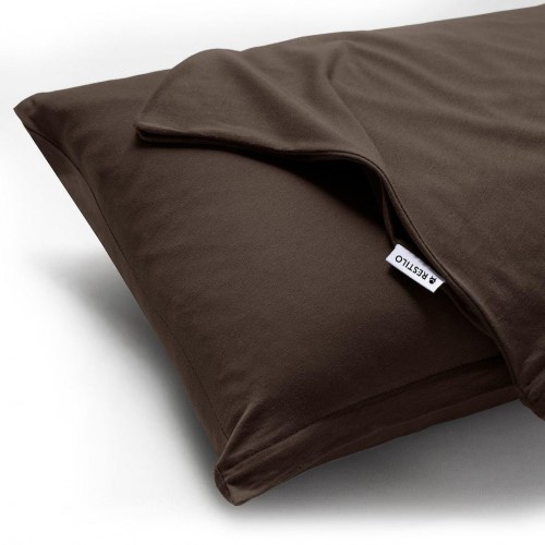 DecoKing Amber pudebetræk i jersey - mørkebrun 40×120 (2 stk)