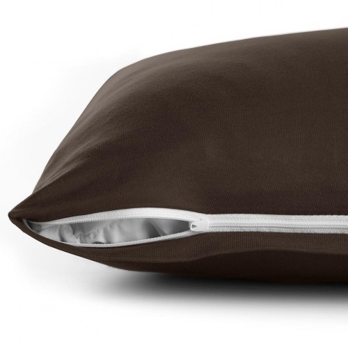 DecoKing Amber pudebetræk i jersey - mørkebrun 40×120 (2 stk)