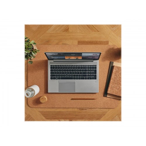 HP EliteBook 855 G8 15,6" bærbar – Ryzen 5 Pro 5650U, 32 GB RAM, 1 TB SSD, Windows 11 Pro (New Open Box) (RENOVERET)