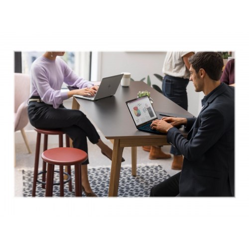 HP EliteBook 855 G8 15,6" bærbar – Ryzen 5 Pro 5650U, 32 GB RAM, 1 TB SSD, Windows 11 Pro (New Open Box) (RENOVERET)