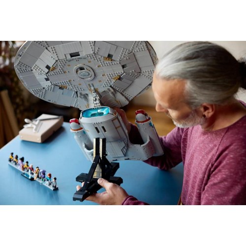LEGO Icons 10356 Star Trek U.S.S. Enterprise NCC-1701-D – byggesæt til voksne