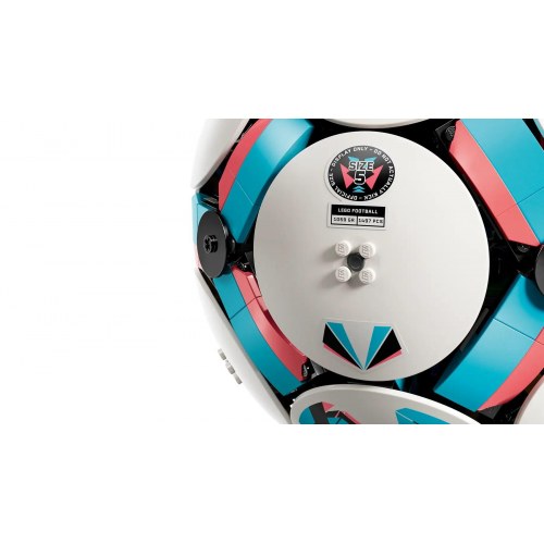 LEGO Editions 43019 Fodbold - byggesæt til udstilling (10+)