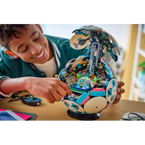 LEGO Editions 43019 Fodbold - byggesæt til udstilling (10+)