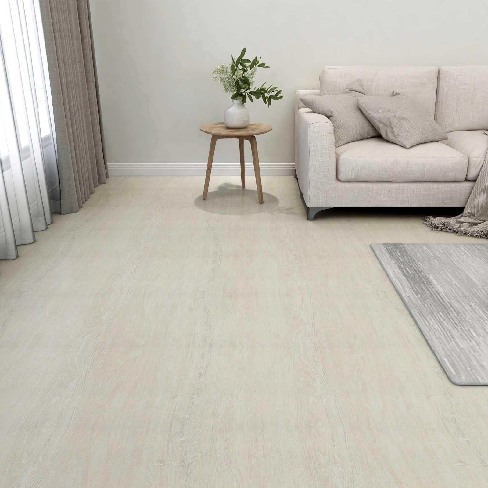 Selvklæbende PVC gulvplader - cremehvid, 5,11 m² (55 stk)