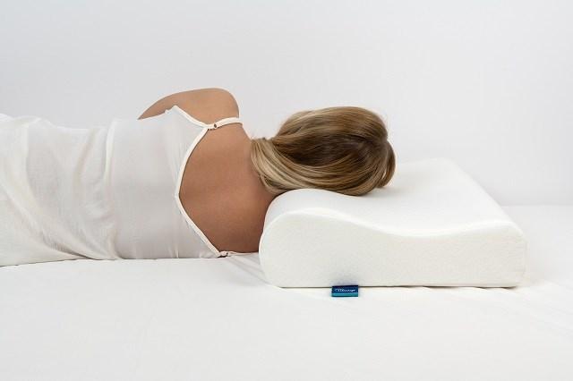 Timago ORTO DREAM ergonomisk hovedpude â hvid skumpude 60Ã40 cm