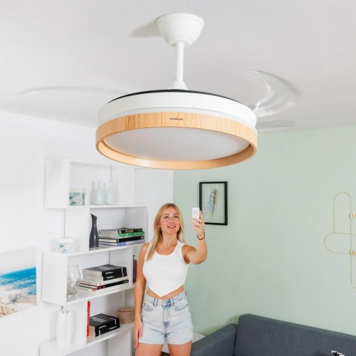 Woteez loftsventilator med LED, 4 foldbare vinger, trælook 72 W Ø49-104 cm