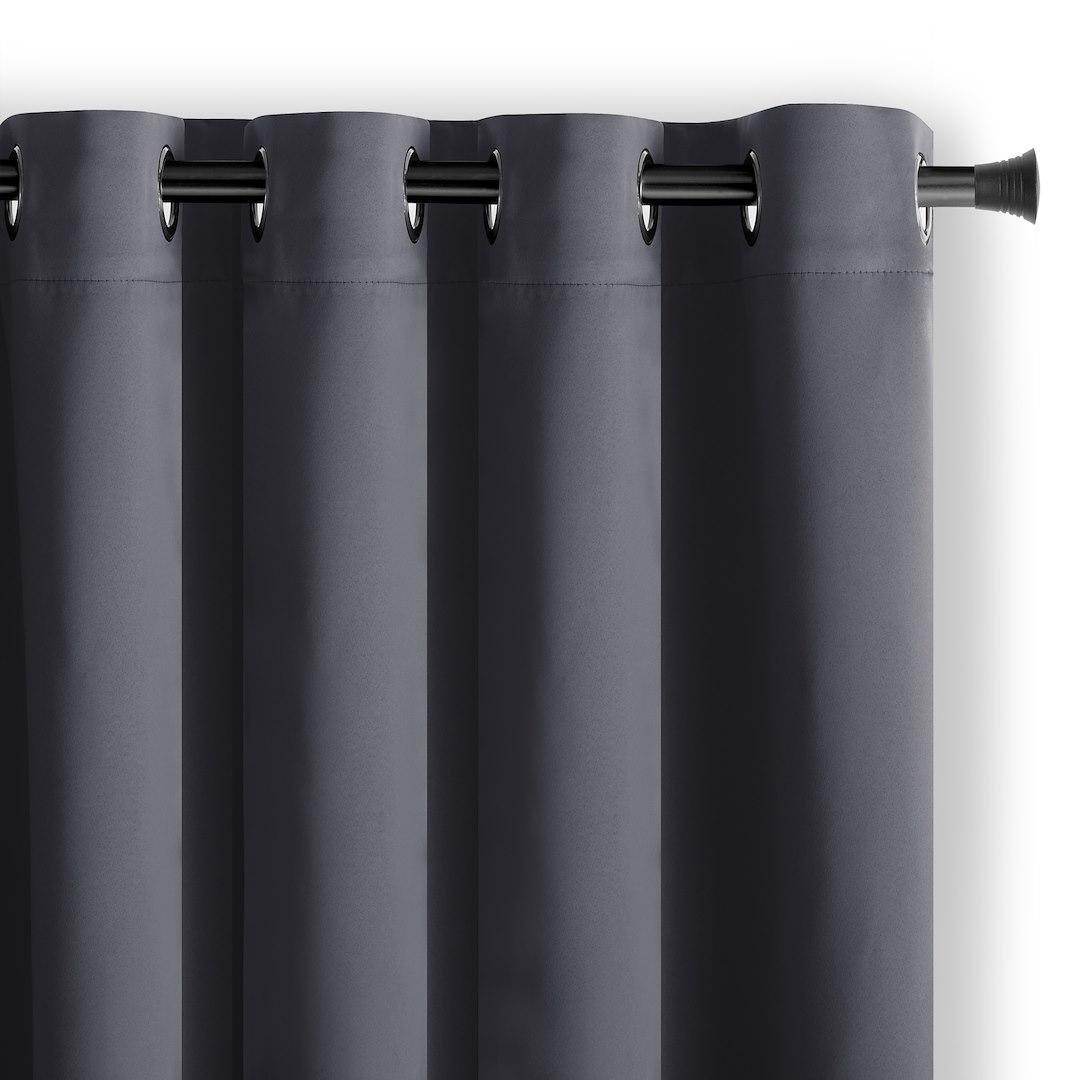 Mørklægningsgardin blackout 140×270 cm - grafit grå, klassisk med sølv øskner - AmeliaHome