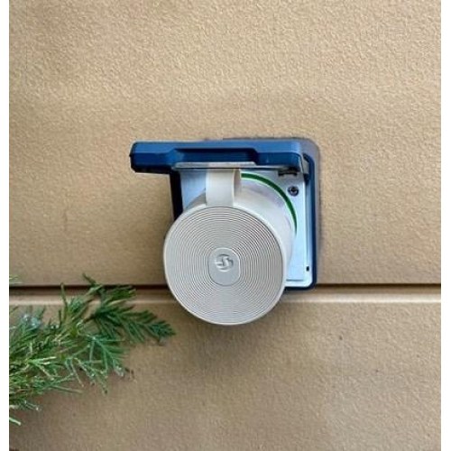 Shelly Wave Outdoor Plug S - smart udendørs stikkontakt (mocha)