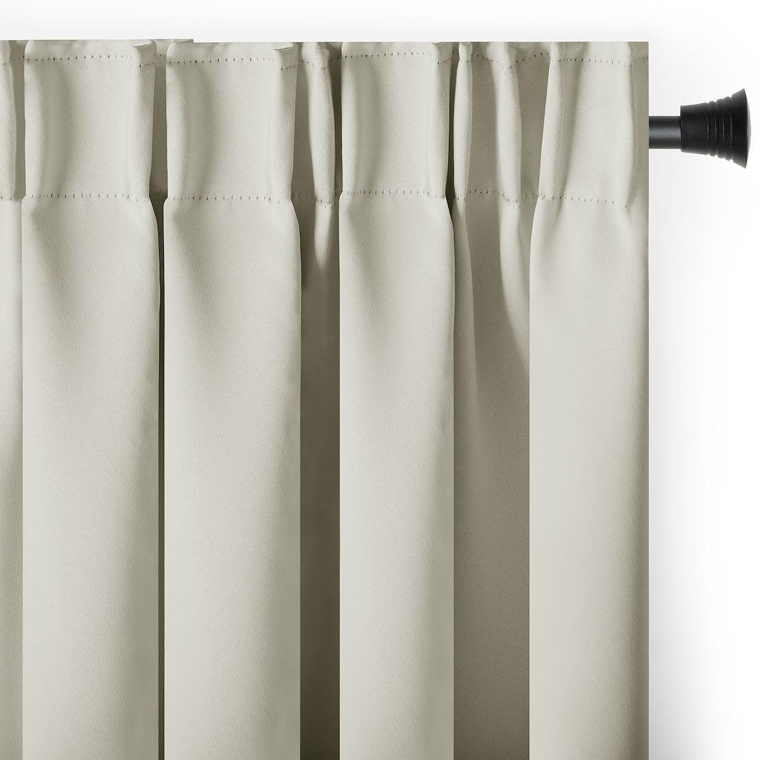 Mørklægningsgardin blackout 140x245 cm - cremefarvet, klassisk bånd - AmeliaHome