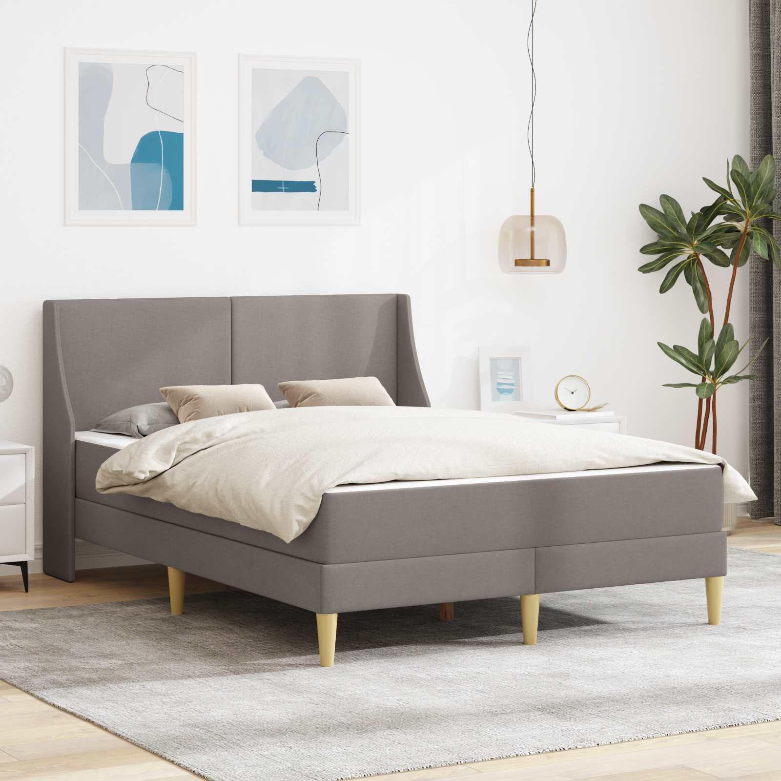 Sengeramme med madras og hovedgærde i polyester - moderne design