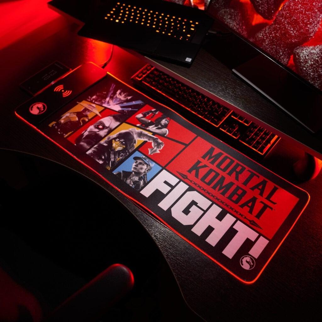 Gaming musemåtte med LED og trådløs oplader - 80 × 30 cm, sort/rød, Numskull Games 154922 billede
