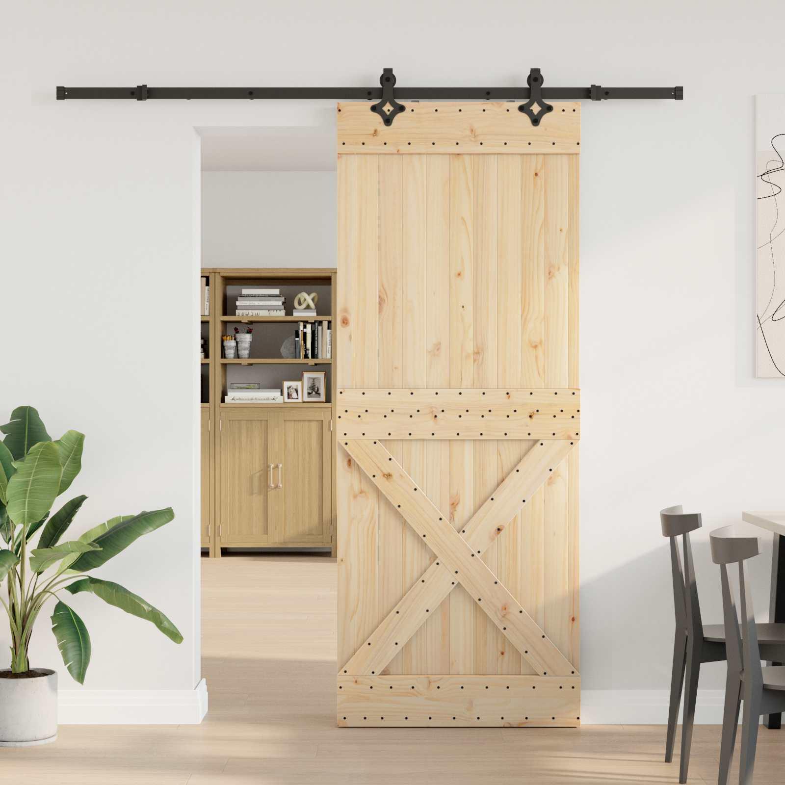 Skydedør NARVIK - naturfarvet fyrretræ med sort skinnesystem 90 × 210 cm (skinne 213,5 cm)