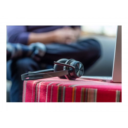 Poly Voyager Focus 2-M trådløst headset - sort (USB-C, Microsoft Teams)
