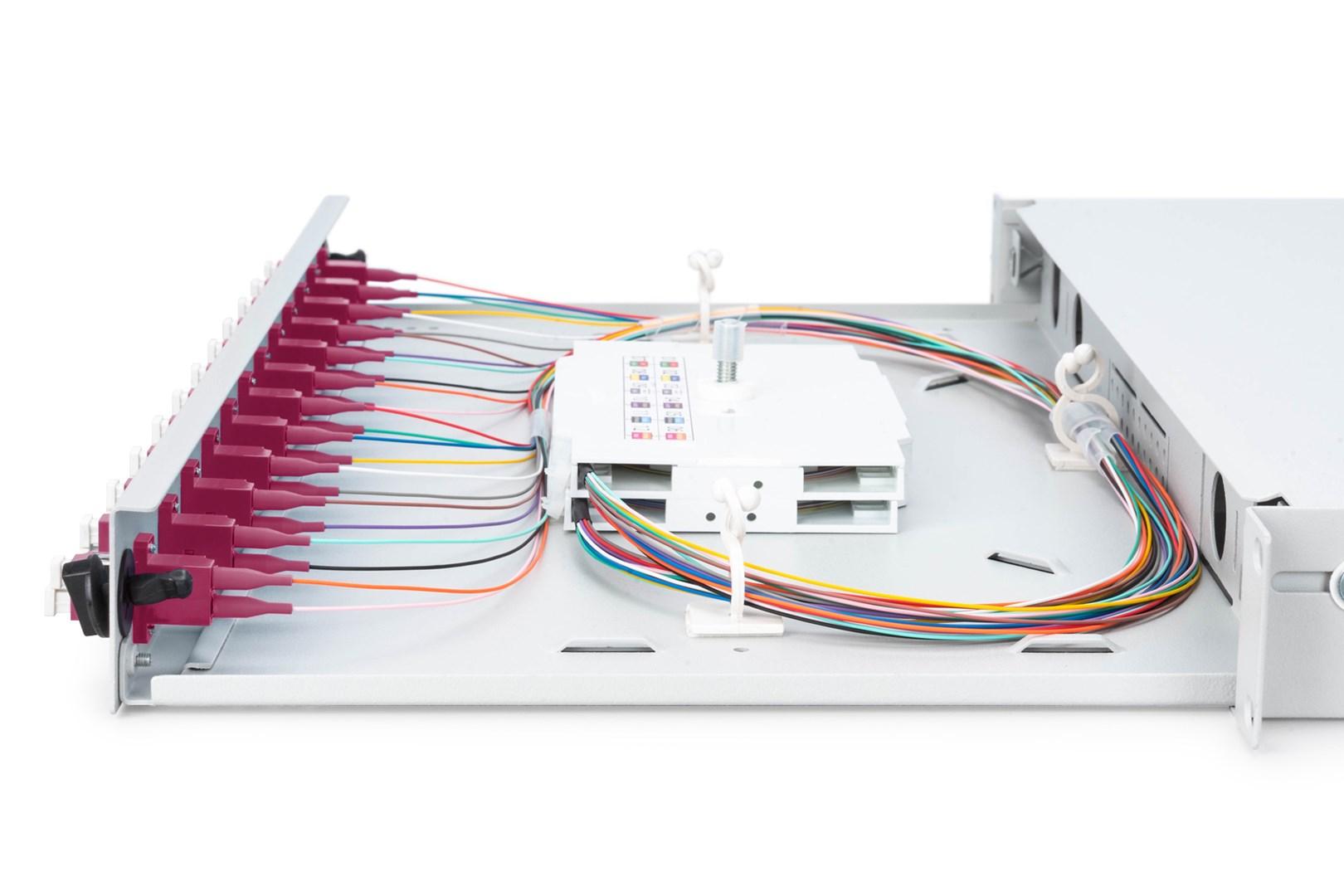 DIGITUS fiberoptisk skyde-samleboks 1U - udstyret, LC, OM4 billede