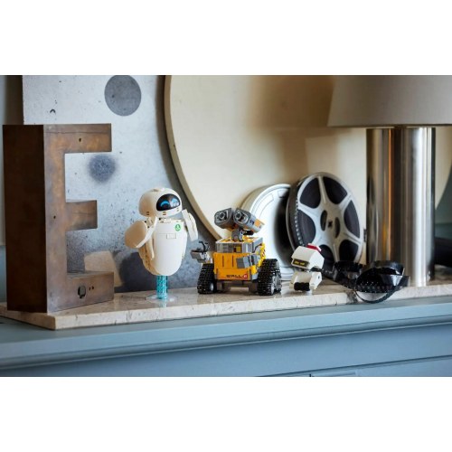 LEGO Disney 43279 WALL·E og EVE byggesæt - 811 dele (18+)