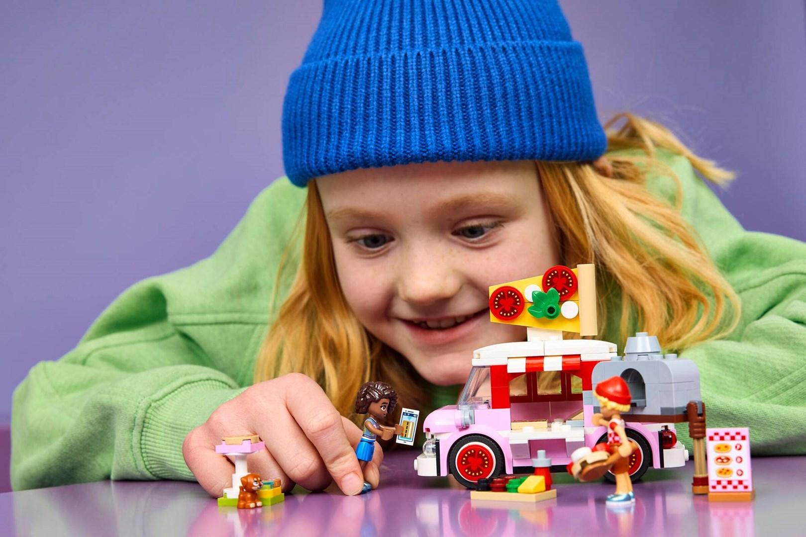 LEGO Friends 42694 Pizzavogn - byggesæt til børn 6+ billede