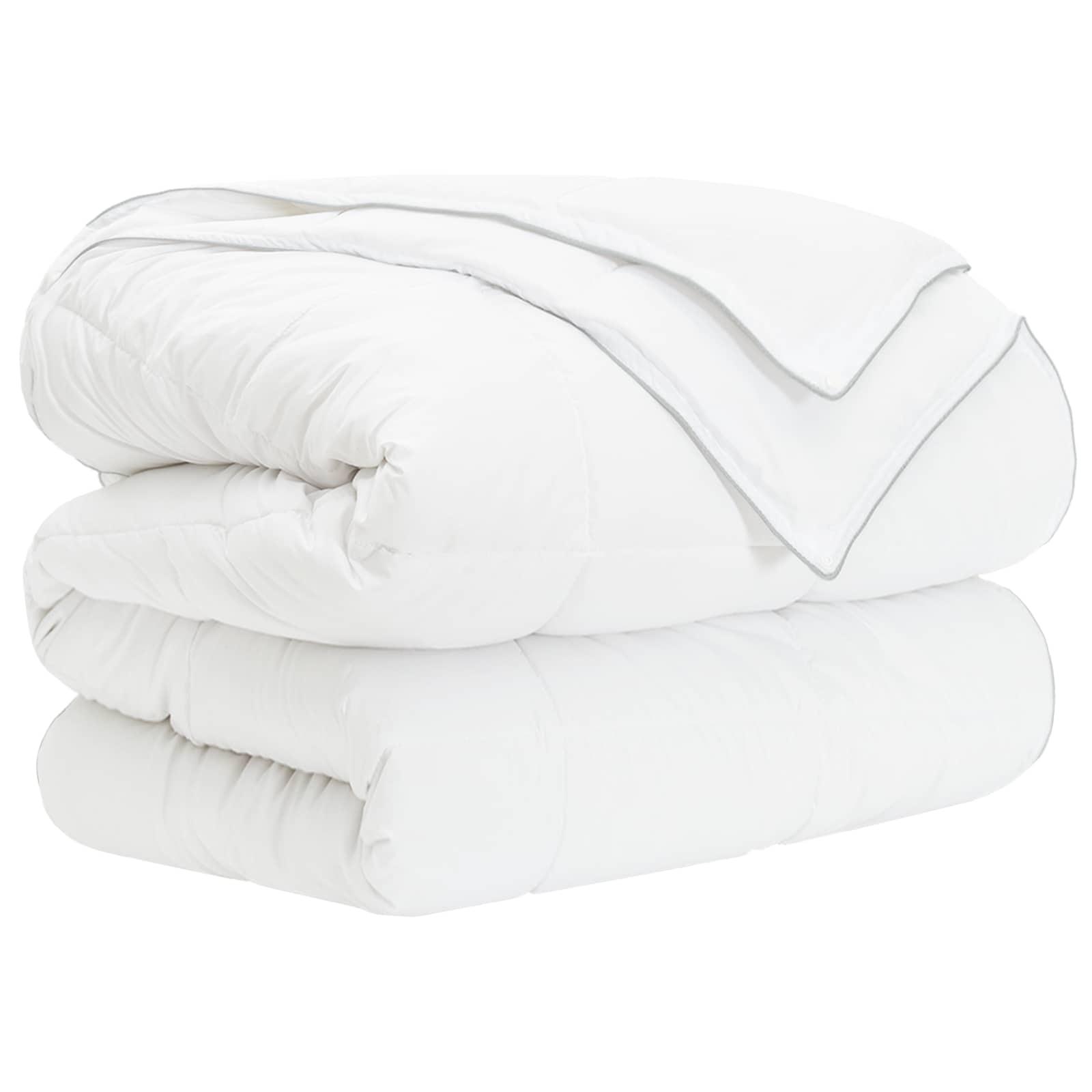 Helårs dyne - hvid 135 × 200 cm med bambusfiber