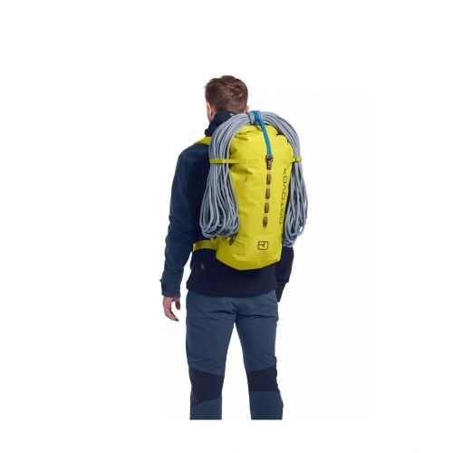 ORTOVOX TRAD 30 DRY - kamerarygsæk 30 l - gul