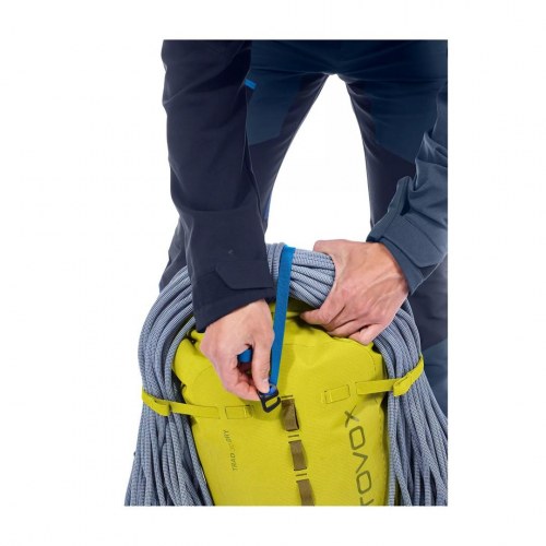ORTOVOX TRAD 30 DRY - kamerarygsæk 30 l - gul