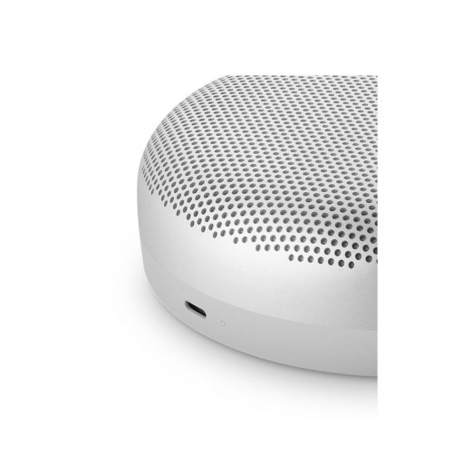 Bang & Olufsen Beosound A1 (3. gen) bærbar Bluetooth-højttaler - Aluminium, 60 W