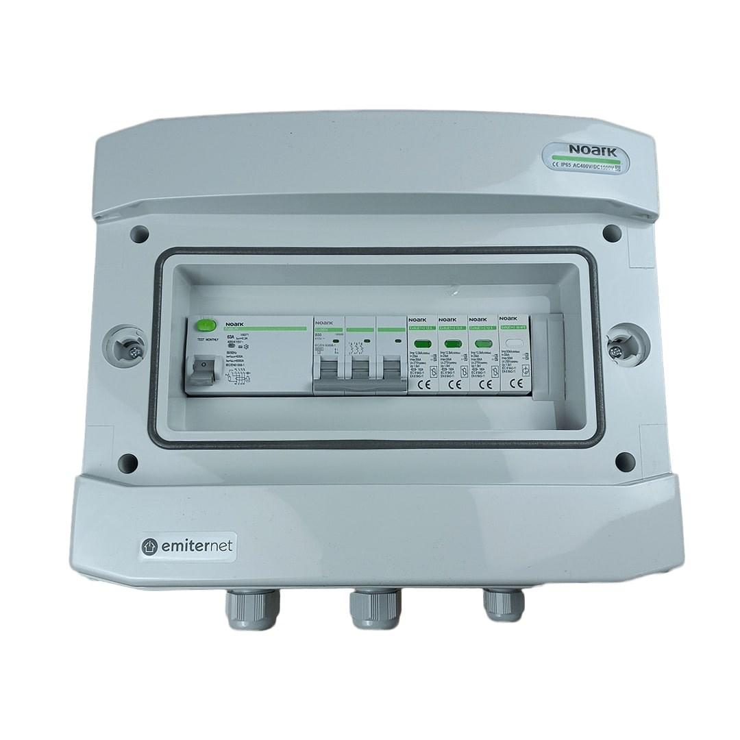 EMITER EM-316N AC gruppetavle IP65 til solcelleanlæg - med overspændingsbeskyttelse Noark type 1+2, 50 A 3-faset og fejlstrømsafbryder type A 63 A/300 mA