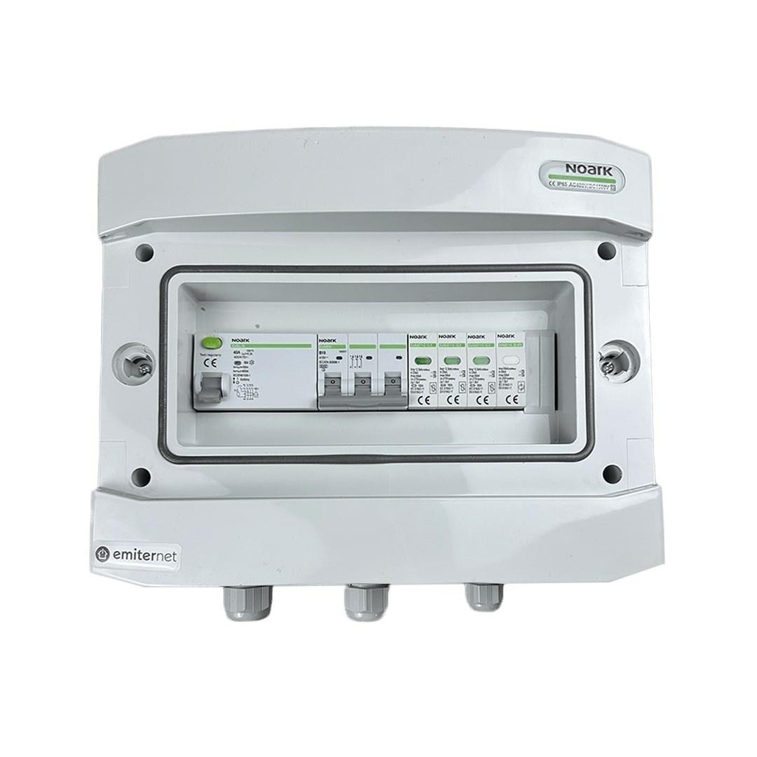 EMITER EM-446N AC-fordelingsboks IP65 med overspændingsbeskyttelse Noark type 1+2, 10 A 3-faset, RCD type A 40 A/300 mA