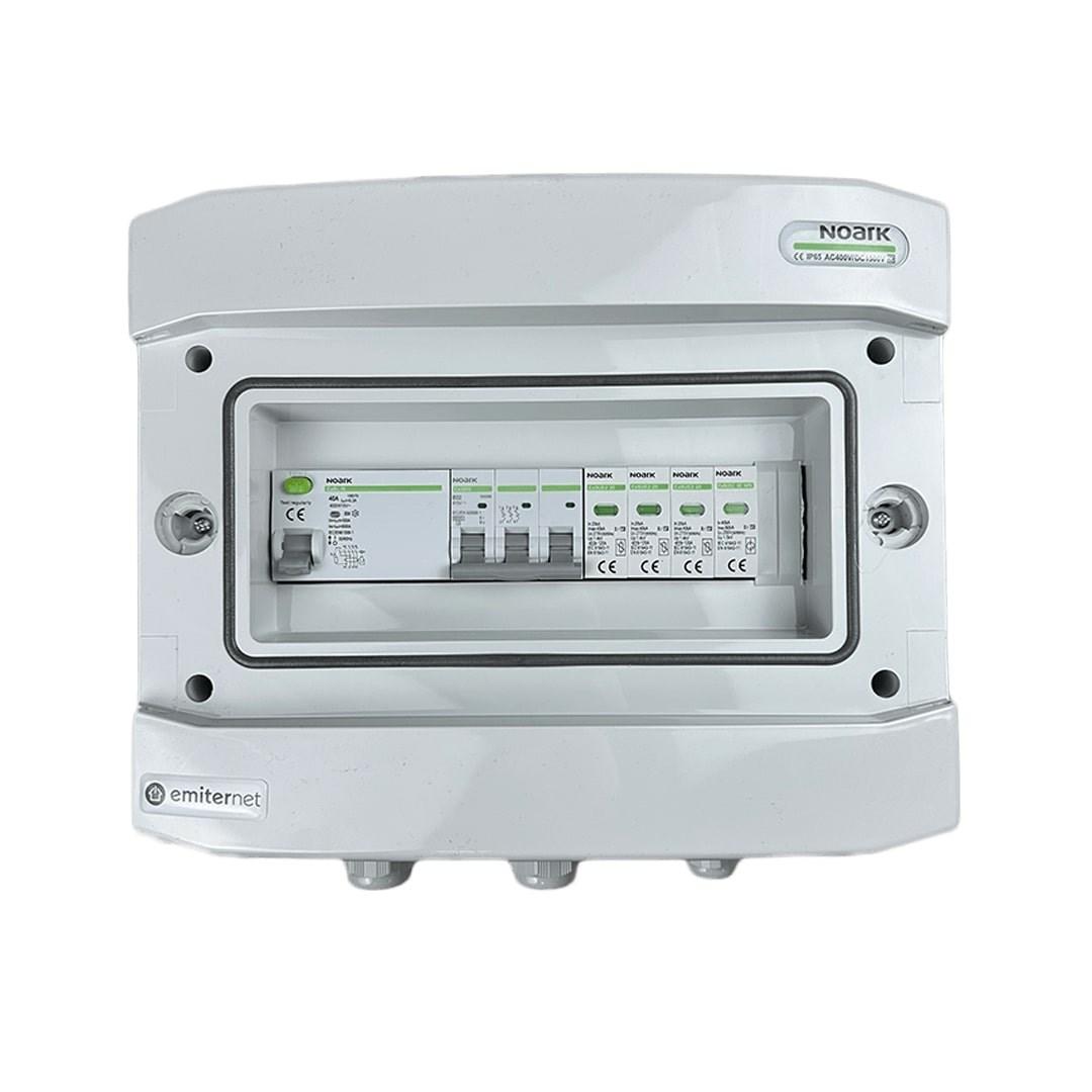 AC-kombitavle IP65 til solpaneler med type 2 overspændingsbeskyttelse, 32 A 3-faset og RCD type A 40 A/300 mA