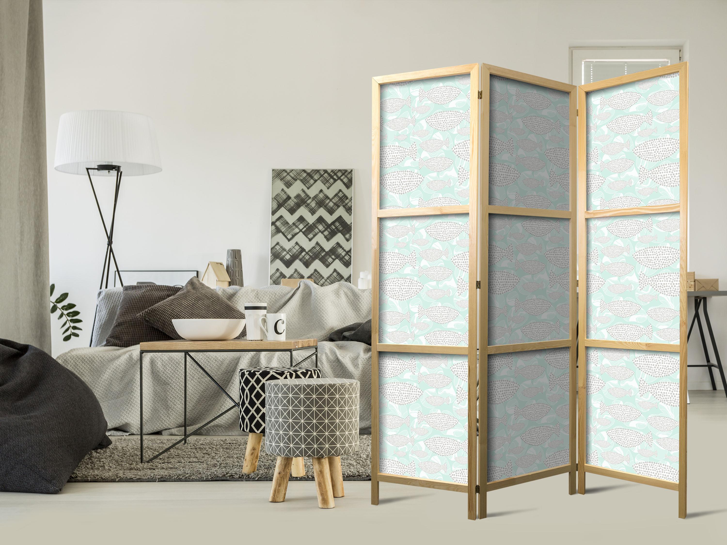 Japansk skærmvæg med minimalistiske fisk i mintgrøn - 135 × 172 cm