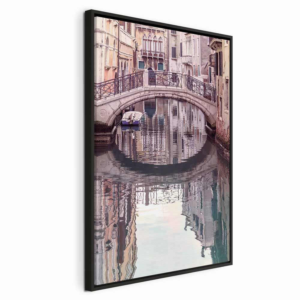 Lærredsbillede - Middag i Venedig 1 del lodret - 40 x 60 cm - I en sort træramme