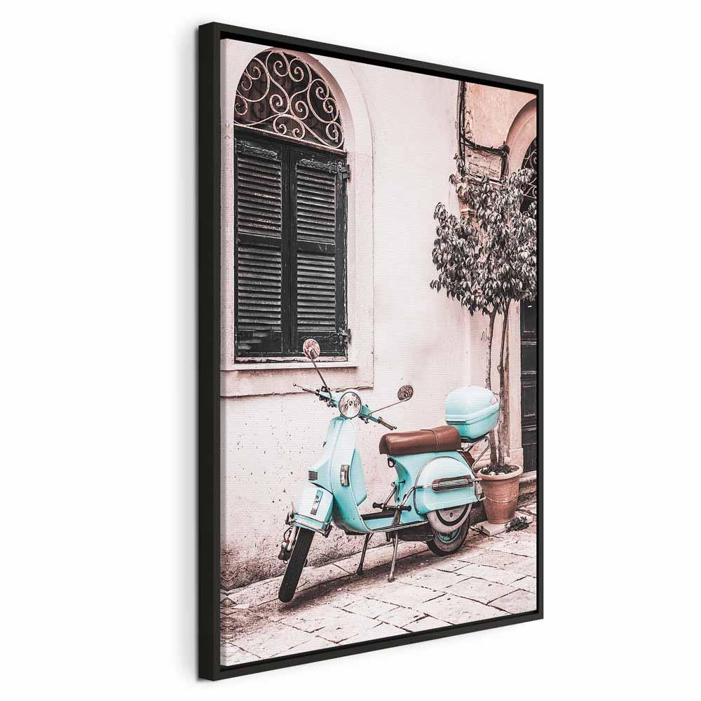 Lærredsbillede Ikonisk Vespa lodret - 40 x 60 cm - I en sort træramme