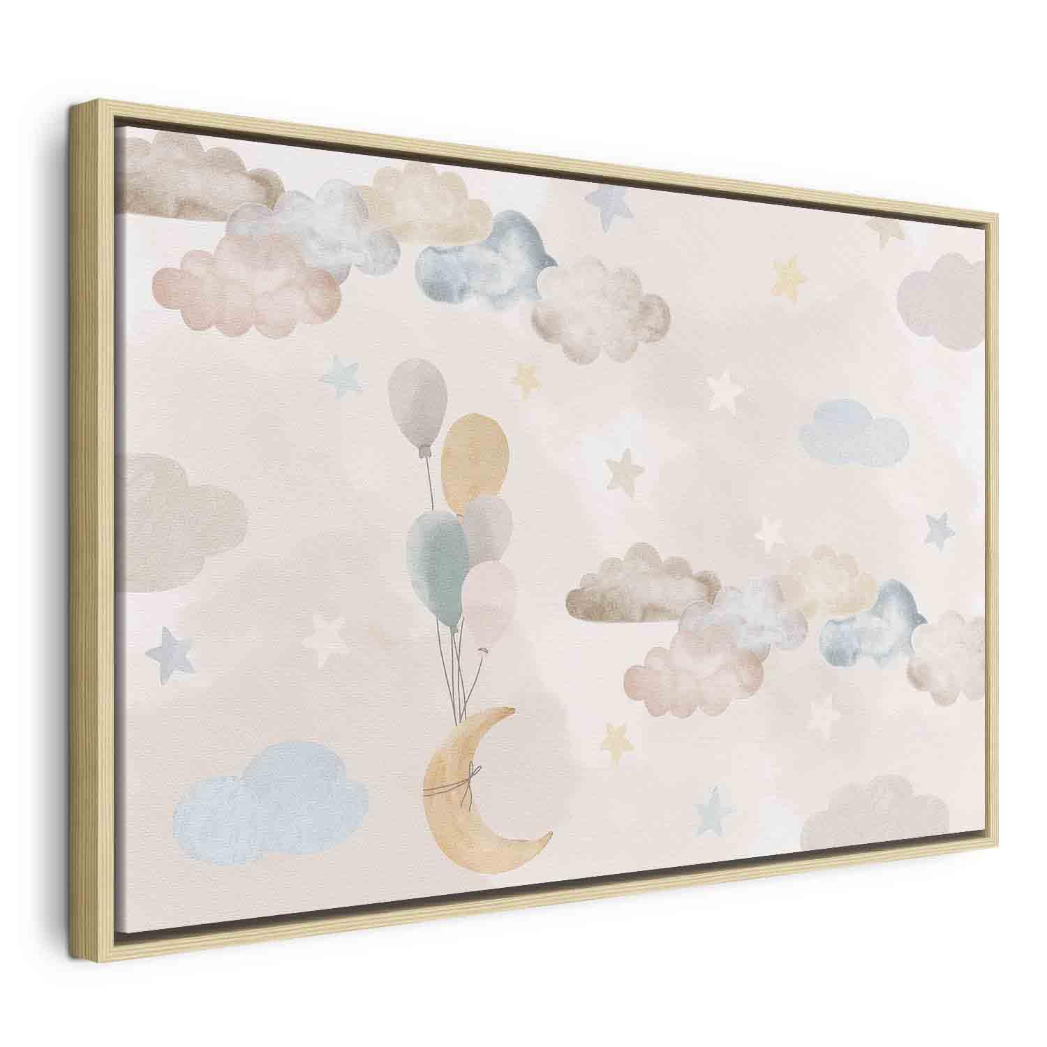 Billede på lærred til børn - Eventyrmåne med balloner, skyer og stjerner - 120 x 80 cm - I en naturlig træramme
