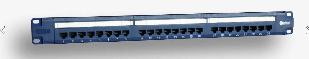 EMITER 19" patchpanel 24 x RJ45 UTP Cat. 6 1U med hylde blå