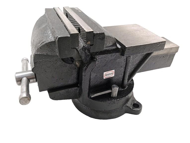 Bænktvinge med ambolt VG135 100 mm