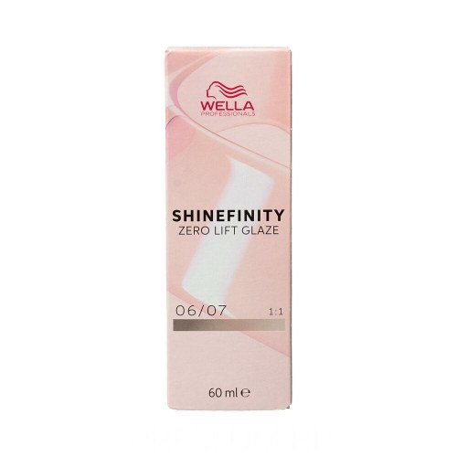 Wella Shinefinity permanent hårfarve 06/07 - 60 ml