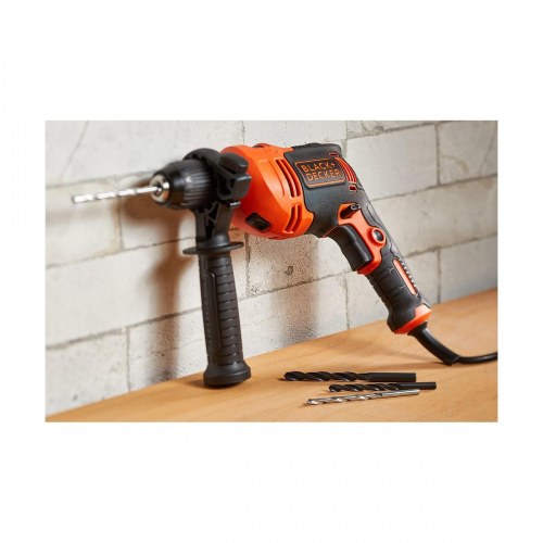 Slagboremaskine Black & Decker BEH710K-QS 710 W (230 V) med tilbehør og kuffert