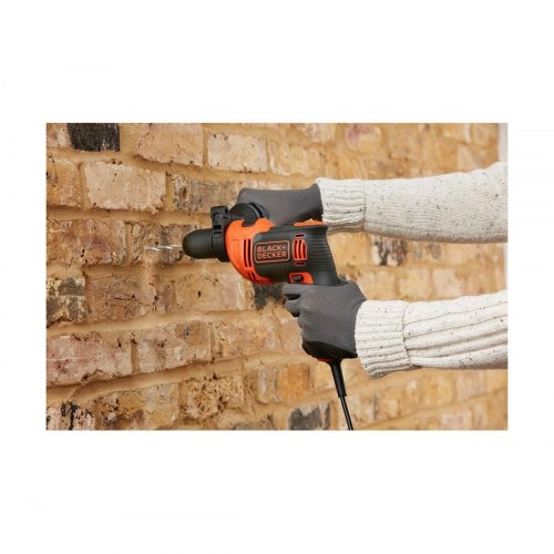 Slagboremaskine Black & Decker BEH710K-QS 710 W (230 V) med tilbehør og kuffert