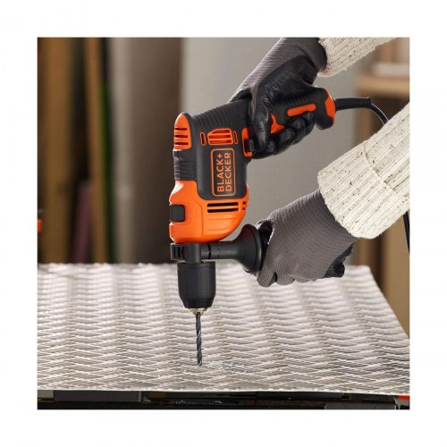 Slagboremaskine Black & Decker BEH710K-QS 710 W (230 V) med tilbehør og kuffert