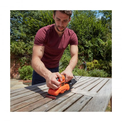 Black & Decker BEW220 excentersliber 150 W med støvpose