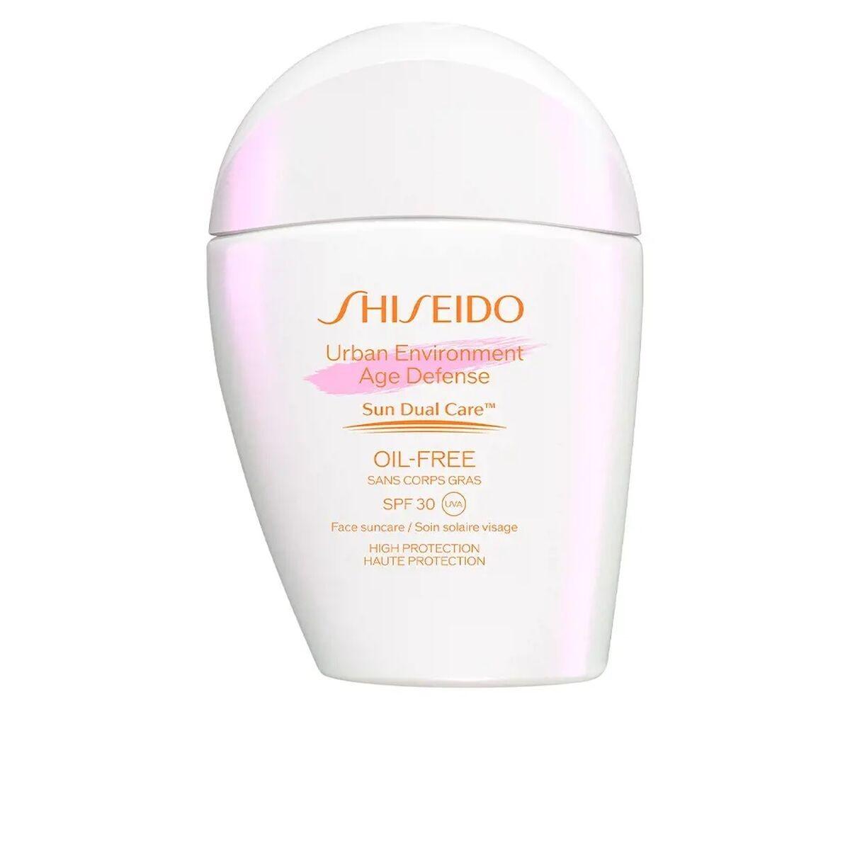 Se Solcreme til ansigtet Shiseido Urban Environment Anti-Age Spf 30 30 ml hos Boligcenter.dk