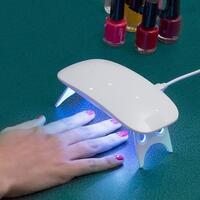 Mini UV-lampe til negle