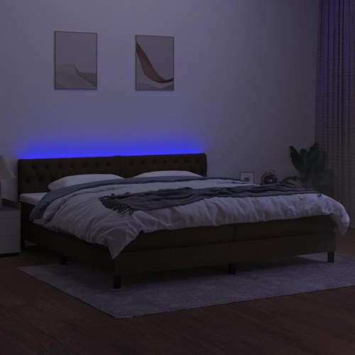 Kontinentalseng med LED-lys 200x200 cm - stof, mørkebrun