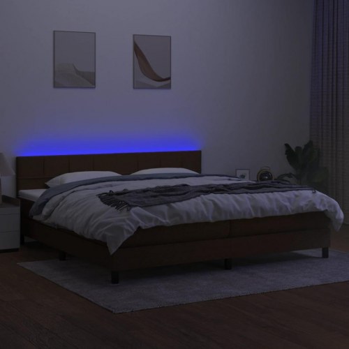 Kontinentalseng med LED-lys 200×200 cm - stof, mørkebrun