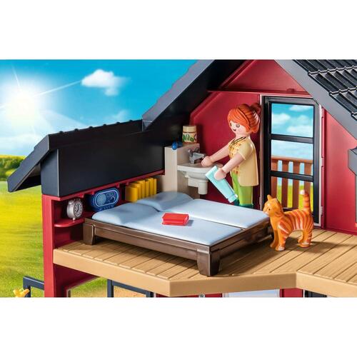 Playset Playmobil 71248 Country Furnished House with Barrow and Cow 137 Dele