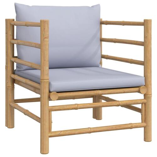 Havesofa med lysegrå hynder bambus