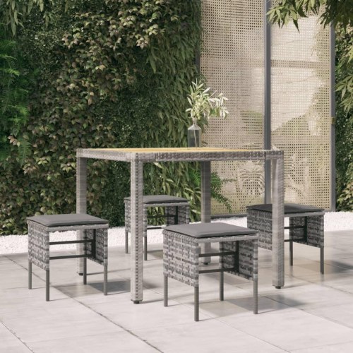 Fodskamler med hynder - 4 stk. til haven i grå polyrattan