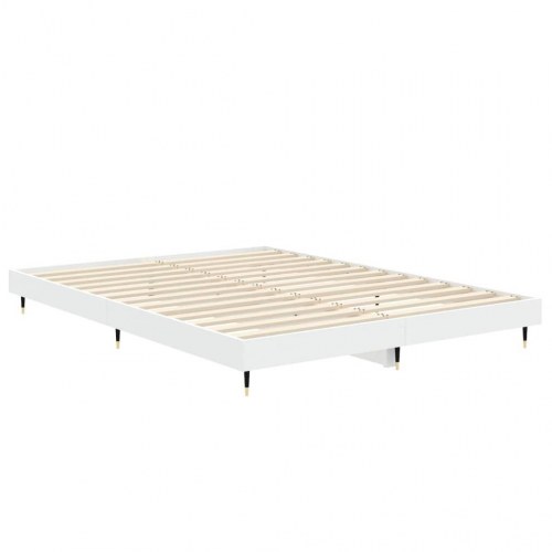 Sengestel 140x190 cm i hvidt konstrueret træ med metalben