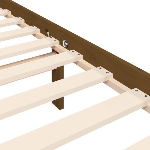 Sengeramme med sengegavl 200 x 200 cm i massivt fyrretræ