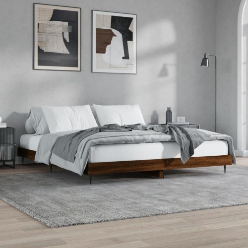 Sengeramme 200x200 cm i brun eg - konstrueret træ uden madras