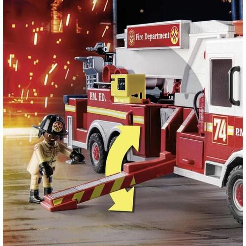 Legetøjssæt med køretøjer Playmobil Fire Truck with Ladder 70935 113 Dele