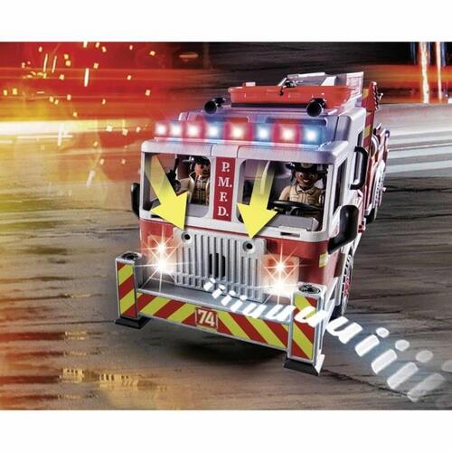 Legetøjssæt med køretøjer Playmobil Fire Truck with Ladder 70935 113 Dele